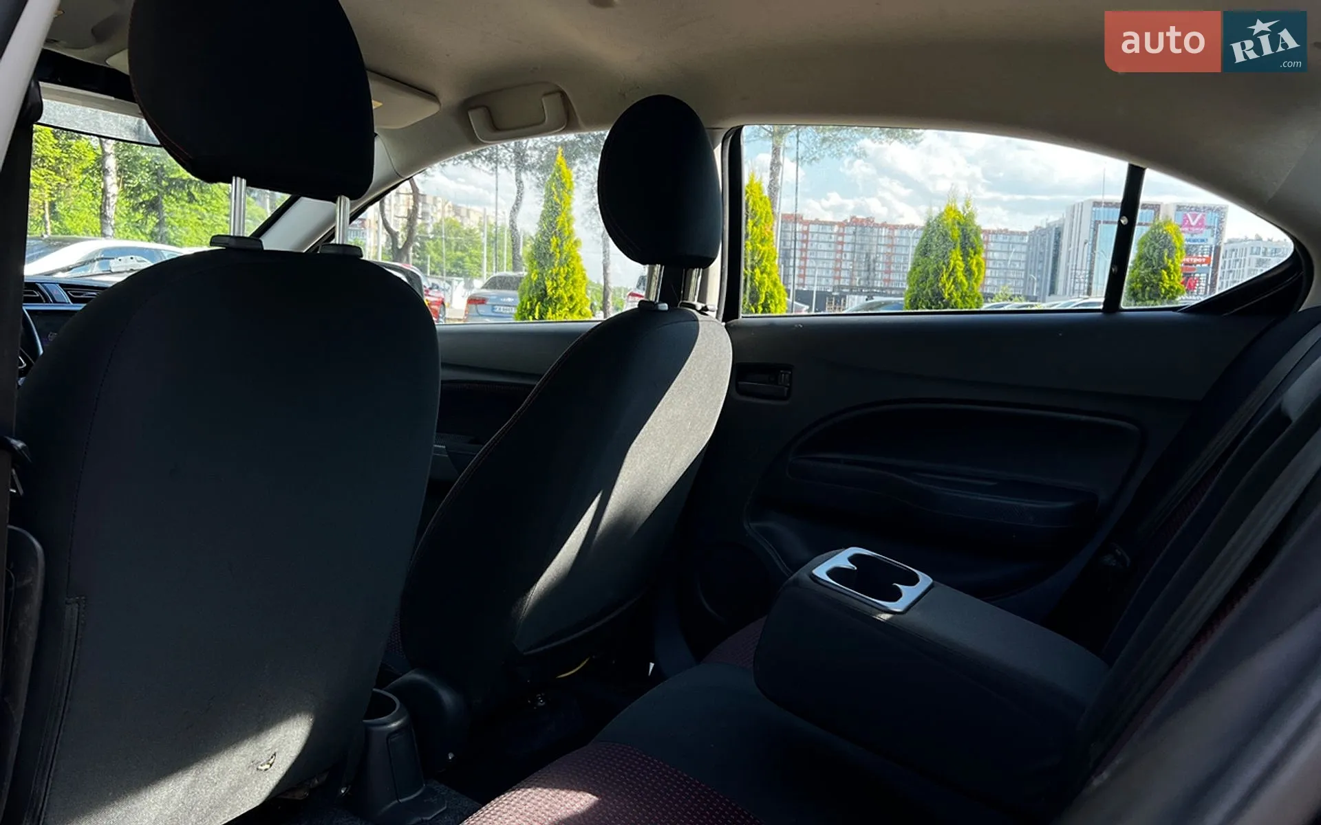 2021 Mitsubishi Mirage - мініатюра 22