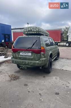 Позашляховик / Кросовер Mitsubishi Montero Sport 1999 в Чернігові