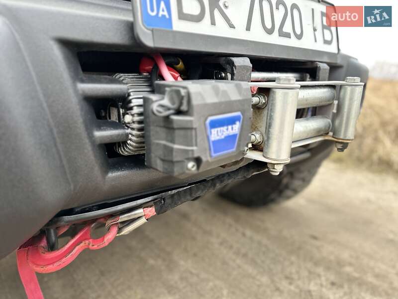 Внедорожник / Кроссовер Mitsubishi Montero 2000 в Костополе