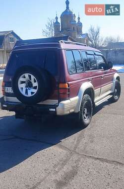 Внедорожник / Кроссовер Mitsubishi Montero 1996 в 