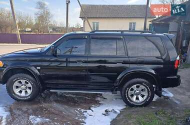 Внедорожник / Кроссовер Mitsubishi Montero 2005 в Коропе