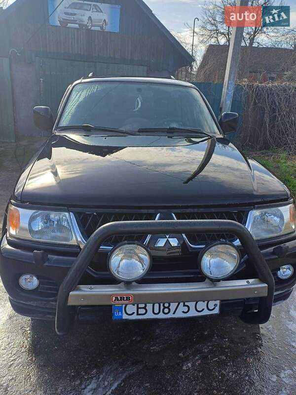 Внедорожник / Кроссовер Mitsubishi Montero 2005 в Коропе