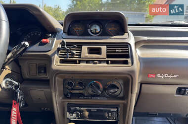 Внедорожник / Кроссовер Mitsubishi Montero 1994 в 