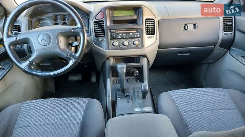 Внедорожник / Кроссовер Mitsubishi Montero 2006 в Николаеве