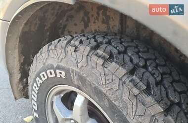 Внедорожник / Кроссовер Mitsubishi Montero 2001 в 
