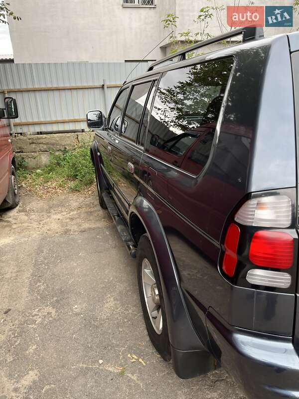 Позашляховик / Кросовер Mitsubishi Nativa 2007 в Харкові