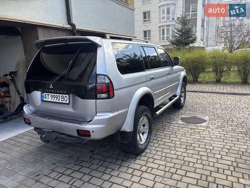 Внедорожник / Кроссовер Mitsubishi Nativa 2008 в Ивано-Франковске
