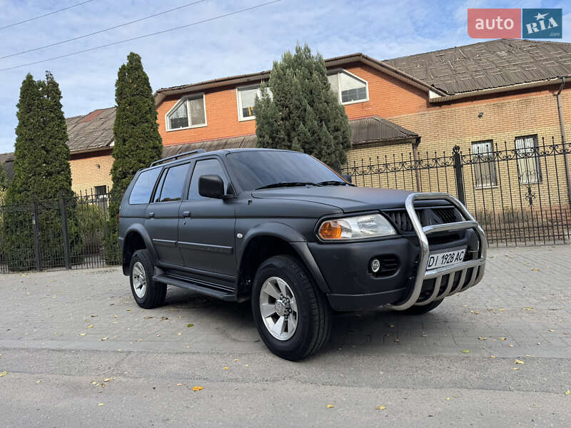 Внедорожник / Кроссовер Mitsubishi Nativa 2007 в Запорожье