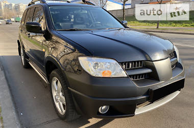 Позашляховик / Кросовер Mitsubishi Outlander Sport 2009 в 