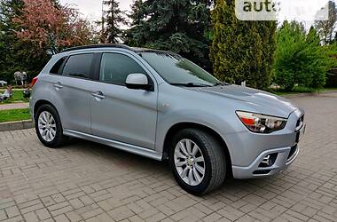 Внедорожник / Кроссовер Mitsubishi Outlander Sport 2011 в Тернополе