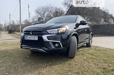 Внедорожник / Кроссовер Mitsubishi Outlander Sport 2019 в Николаеве