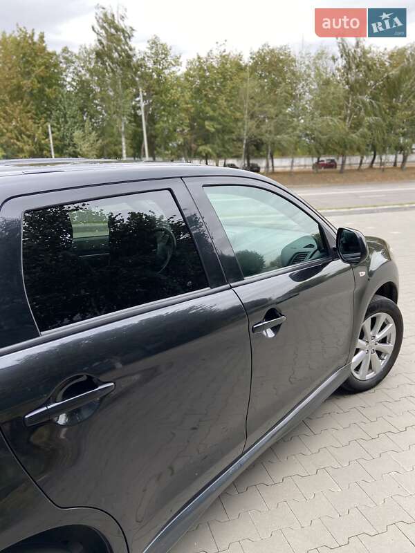 Внедорожник / Кроссовер Mitsubishi Outlander Sport 2015 в Белой Церкви