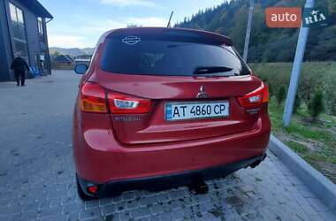 Внедорожник / Кроссовер Mitsubishi Outlander Sport 2015 в 