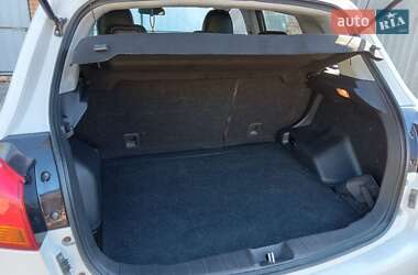 Внедорожник / Кроссовер Mitsubishi Outlander Sport 2014 в 
