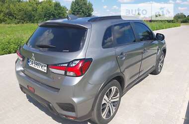 Позашляховик / Кросовер Mitsubishi Outlander Sport 2021 в Золотоноші