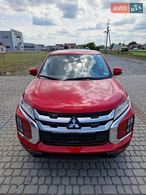 Mitsubishi Outlander Sport 2019