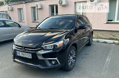 Позашляховик / Кросовер Mitsubishi Outlander Sport 2017 в Києві