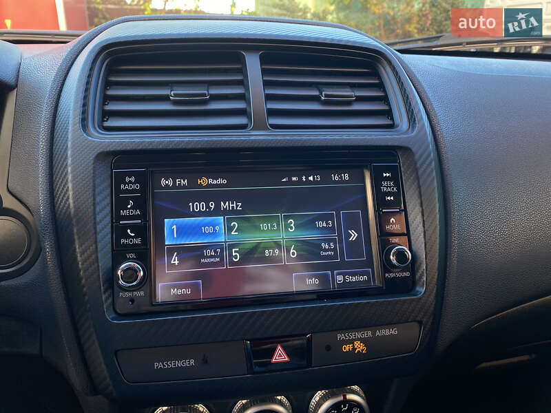 Позашляховик / Кросовер Mitsubishi Outlander Sport 2020 в Івано-Франківську