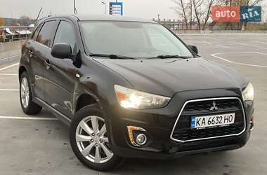 Внедорожник / Кроссовер Mitsubishi Outlander Sport 2015 в Киеве