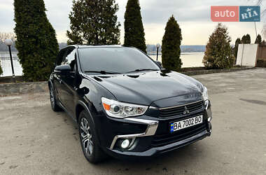 Внедорожник / Кроссовер Mitsubishi Outlander Sport 2017 в Кропивницком