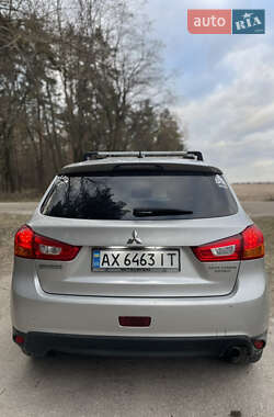 Внедорожник / Кроссовер Mitsubishi Outlander Sport 2014 в Борисполе