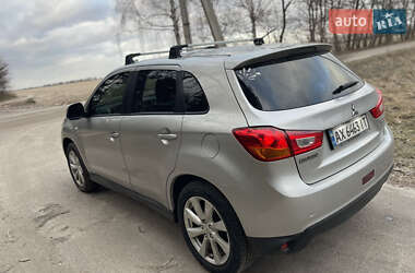 Внедорожник / Кроссовер Mitsubishi Outlander Sport 2014 в Борисполе