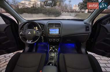 Внедорожник / Кроссовер Mitsubishi Outlander Sport 2016 в Белой Церкви