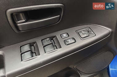 Внедорожник / Кроссовер Mitsubishi Outlander Sport 2015 в 