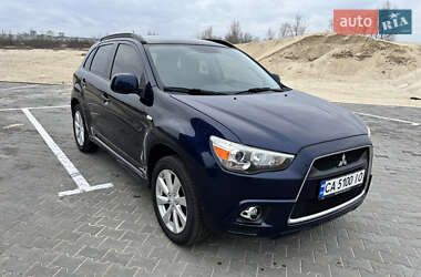 Позашляховик / Кросовер Mitsubishi Outlander Sport 2012 в Черкасах