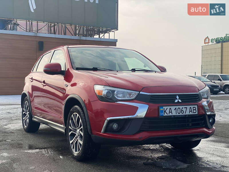 Mitsubishi Outlander Sport 2016