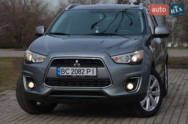 Позашляховик / Кросовер Mitsubishi Outlander Sport 2014 в Харкові