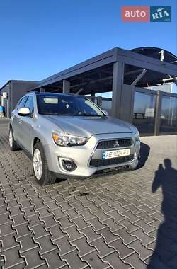 Внедорожник / Кроссовер Mitsubishi Outlander Sport 2012 в 