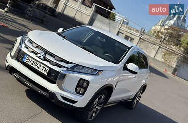 Внедорожник / Кроссовер Mitsubishi Outlander Sport 2019 в Одессе
