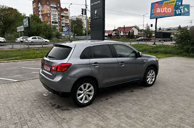 Внедорожник / Кроссовер Mitsubishi Outlander Sport 2015 в 