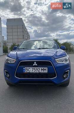 Внедорожник / Кроссовер Mitsubishi Outlander Sport 2015 в Харькове