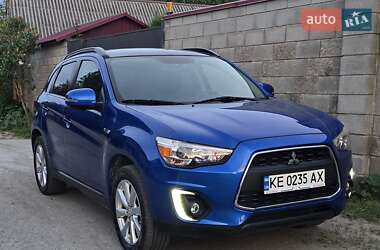 Позашляховик / Кросовер Mitsubishi Outlander Sport 2015 в Дніпрі