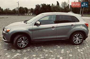 Внедорожник / Кроссовер Mitsubishi Outlander Sport 2016 в Купянске