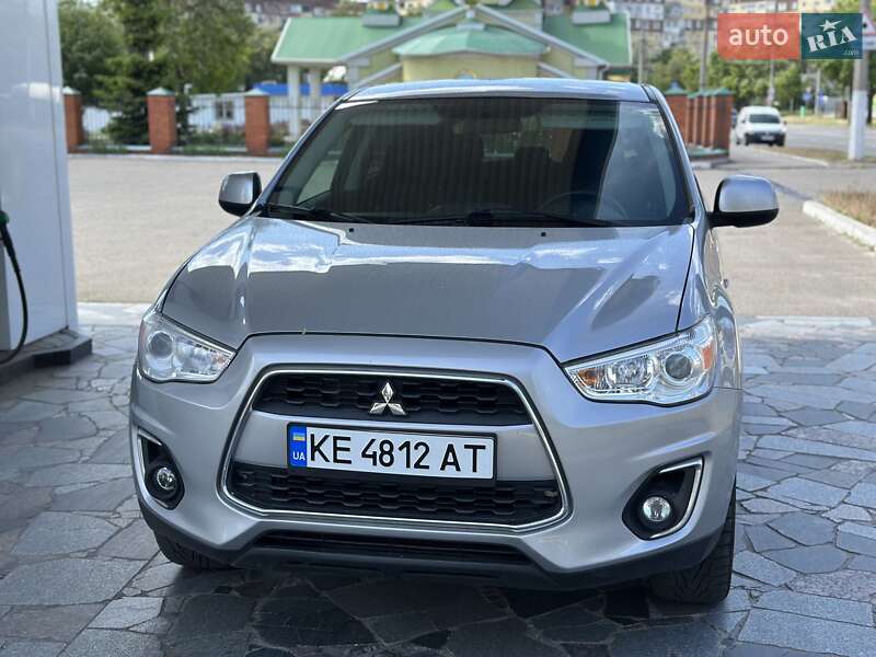 Внедорожник / Кроссовер Mitsubishi Outlander Sport 2015 в Днепре