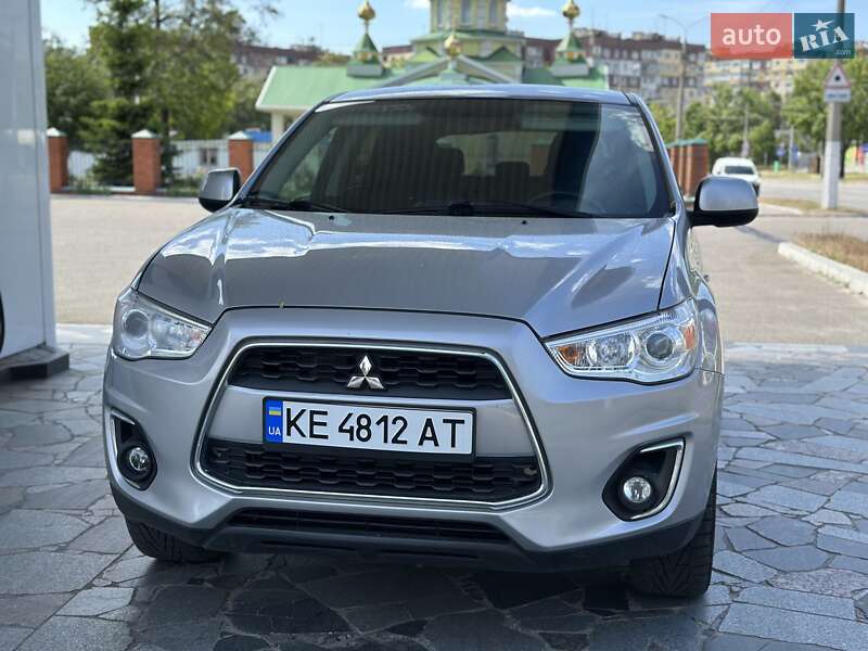 Внедорожник / Кроссовер Mitsubishi Outlander Sport 2015 в Днепре