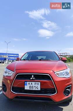 Внедорожник / Кроссовер Mitsubishi Outlander Sport 2013 в Киеве