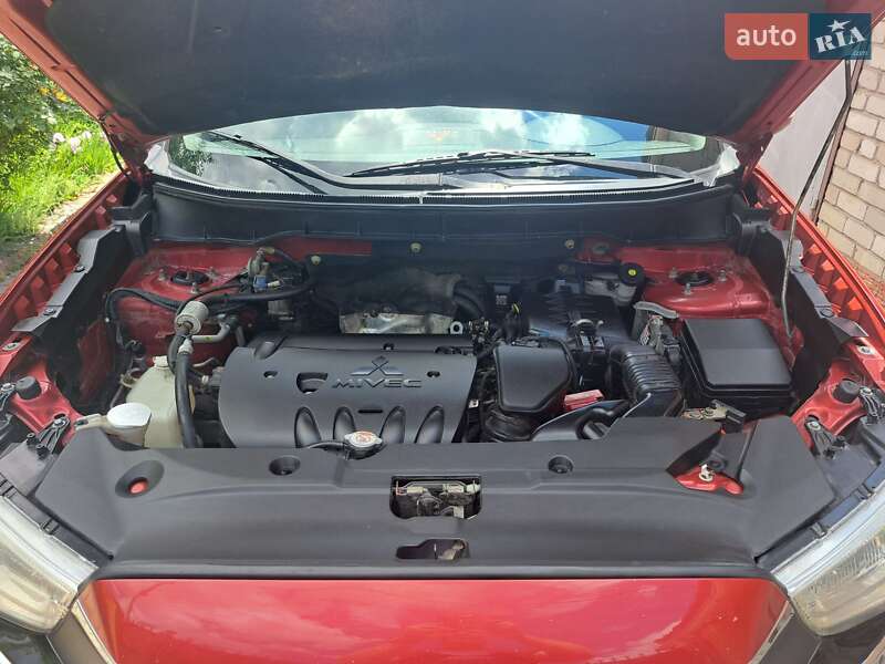 Внедорожник / Кроссовер Mitsubishi Outlander Sport 2016 в Знаменке фото 21 Внедорожник / Кроссовер Mitsubishi Outlander Sport 2016 в Знаменке