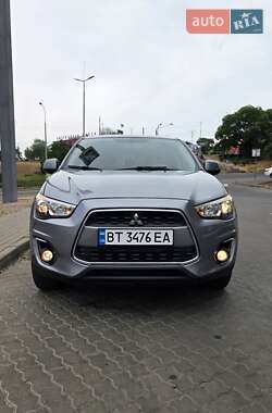 Внедорожник / Кроссовер Mitsubishi Outlander Sport 2014 в Одессе
