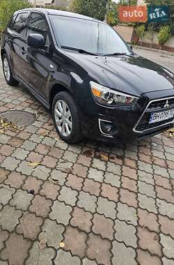 Внедорожник / Кроссовер Mitsubishi Outlander Sport 2015 в Тернополе