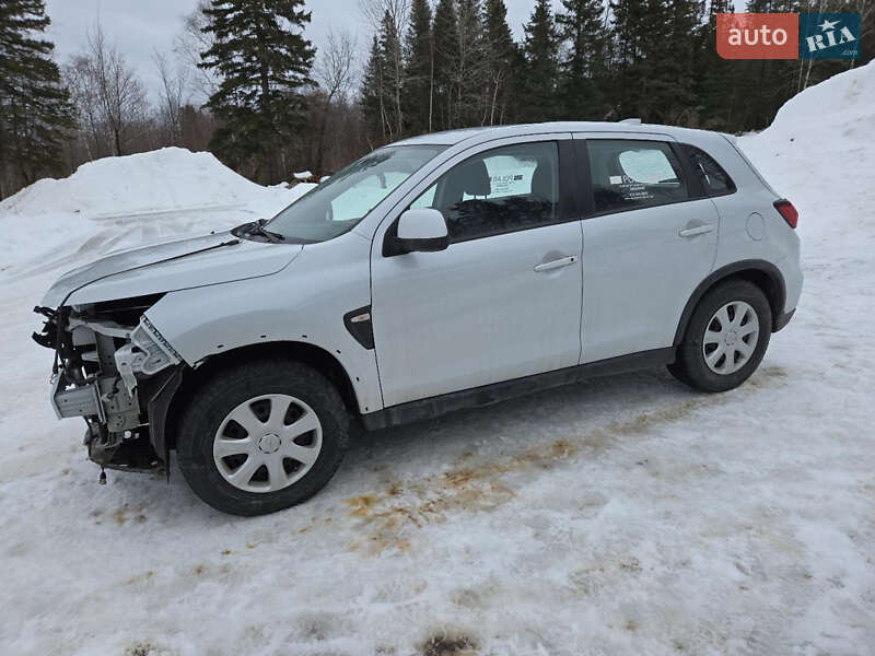 Mitsubishi Outlander Sport 2023