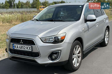 Внедорожник / Кроссовер Mitsubishi Outlander Sport 2013 в Киеве