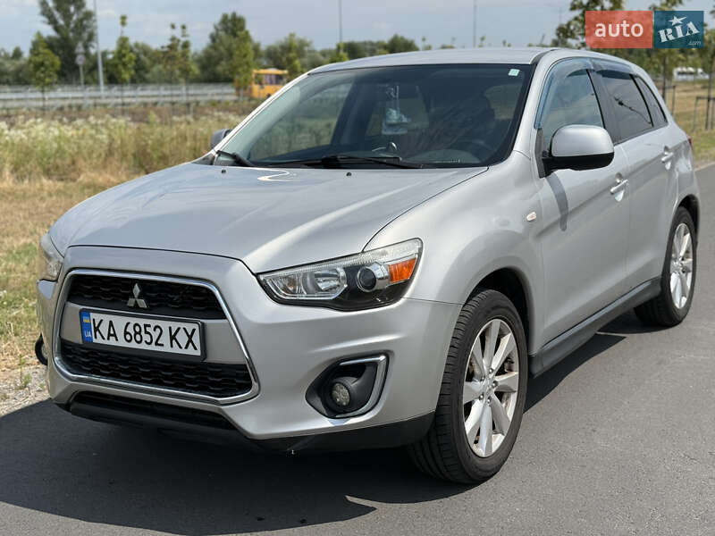 Mitsubishi Outlander Sport 2013