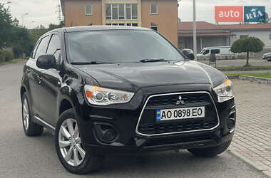 Внедорожник / Кроссовер Mitsubishi Outlander Sport 2014 в Ужгороде