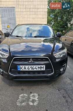 Позашляховик / Кросовер Mitsubishi Outlander Sport 2015 в Києві