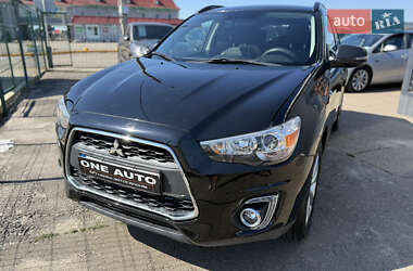 Внедорожник / Кроссовер Mitsubishi Outlander Sport 2015 в Киеве
