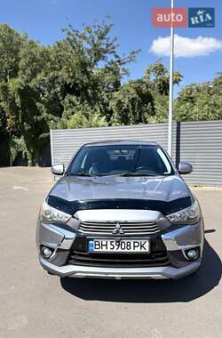 Внедорожник / Кроссовер Mitsubishi Outlander Sport 2016 в Одессе